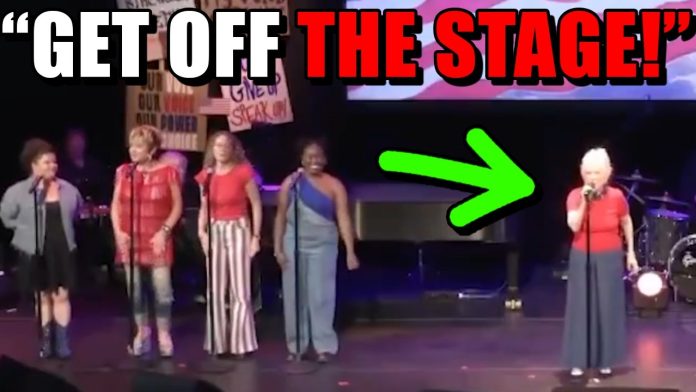 Anti-Trump "concert" ends in utter humiliation... 😂